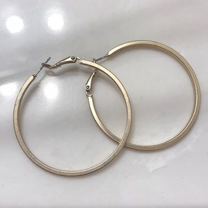 Boutique Hoops